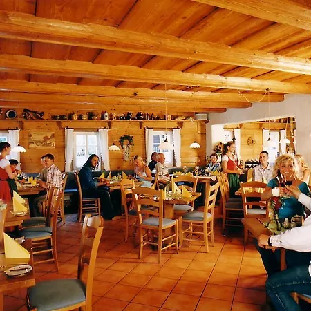 Quirle-haeusl ホテル ヴァルタースドルフ